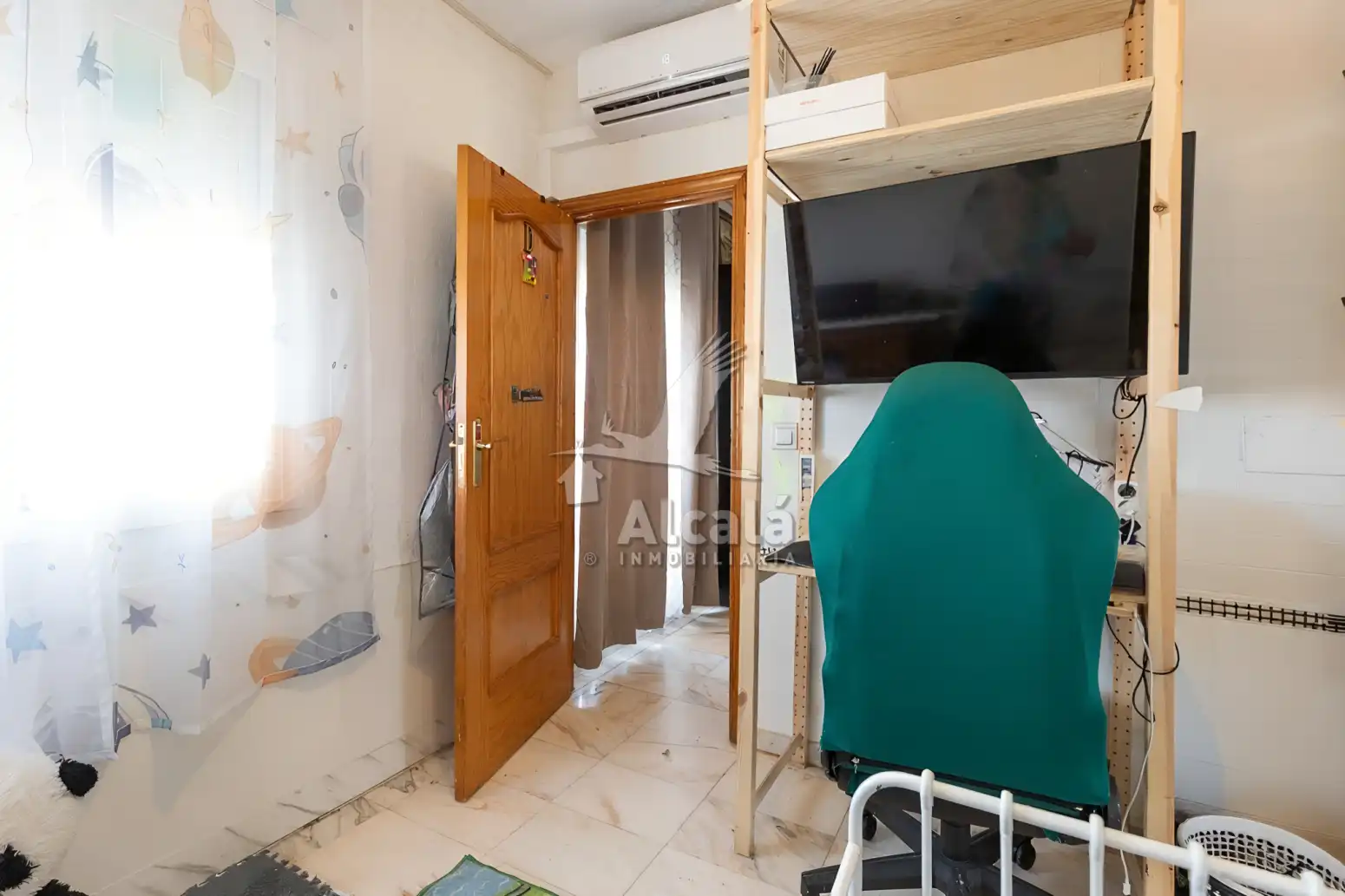 Flat for sale in Campo Real  with Air Conditioner, Heating and Terrace