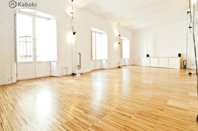 Piso en Alquiler en Granada - Calle Natalio Rivas, 7 en Centro - Sagrario