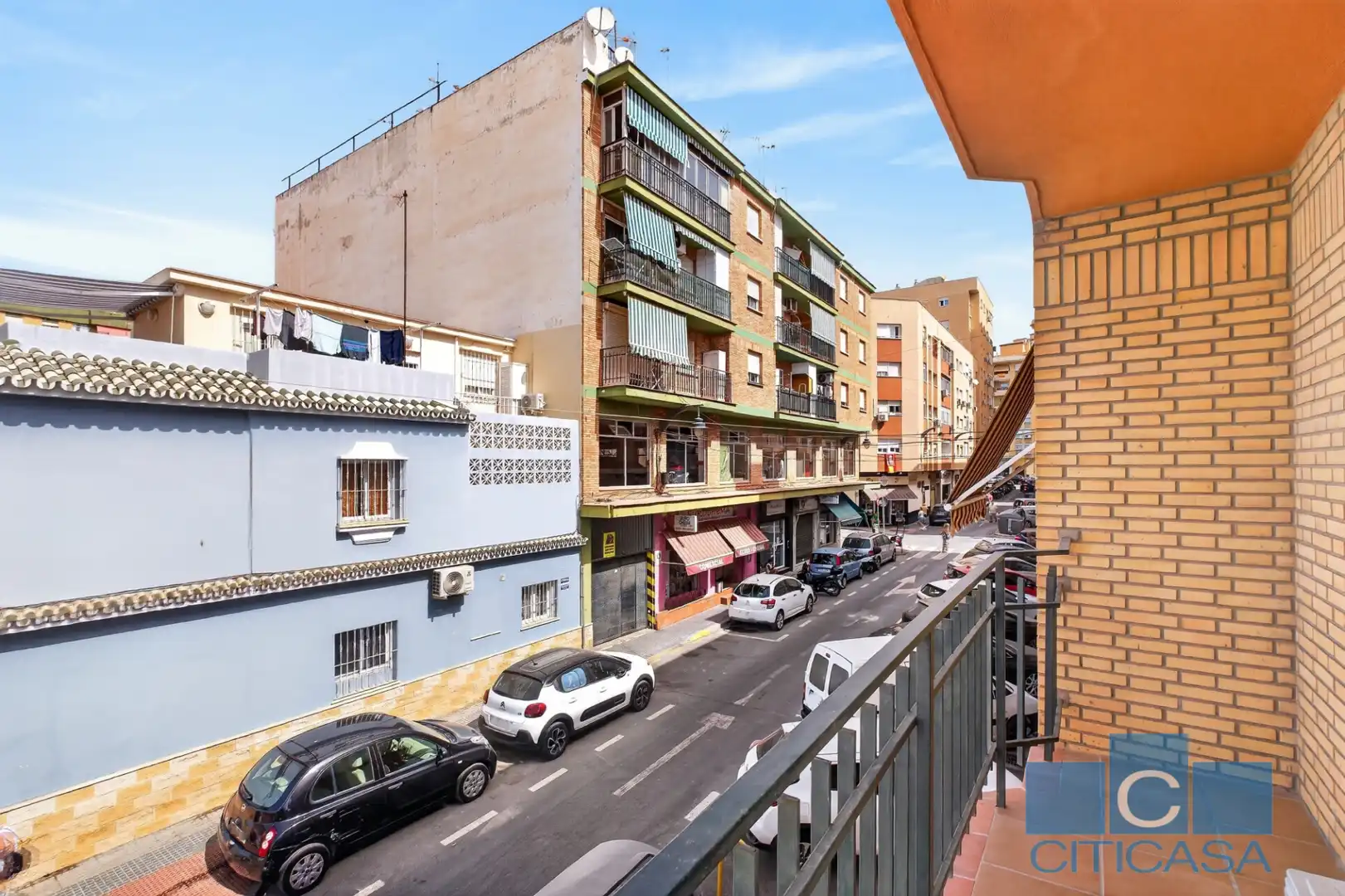 Vista exterior de Casa o xalet en venda en Málaga amb Terrassa i Balcó