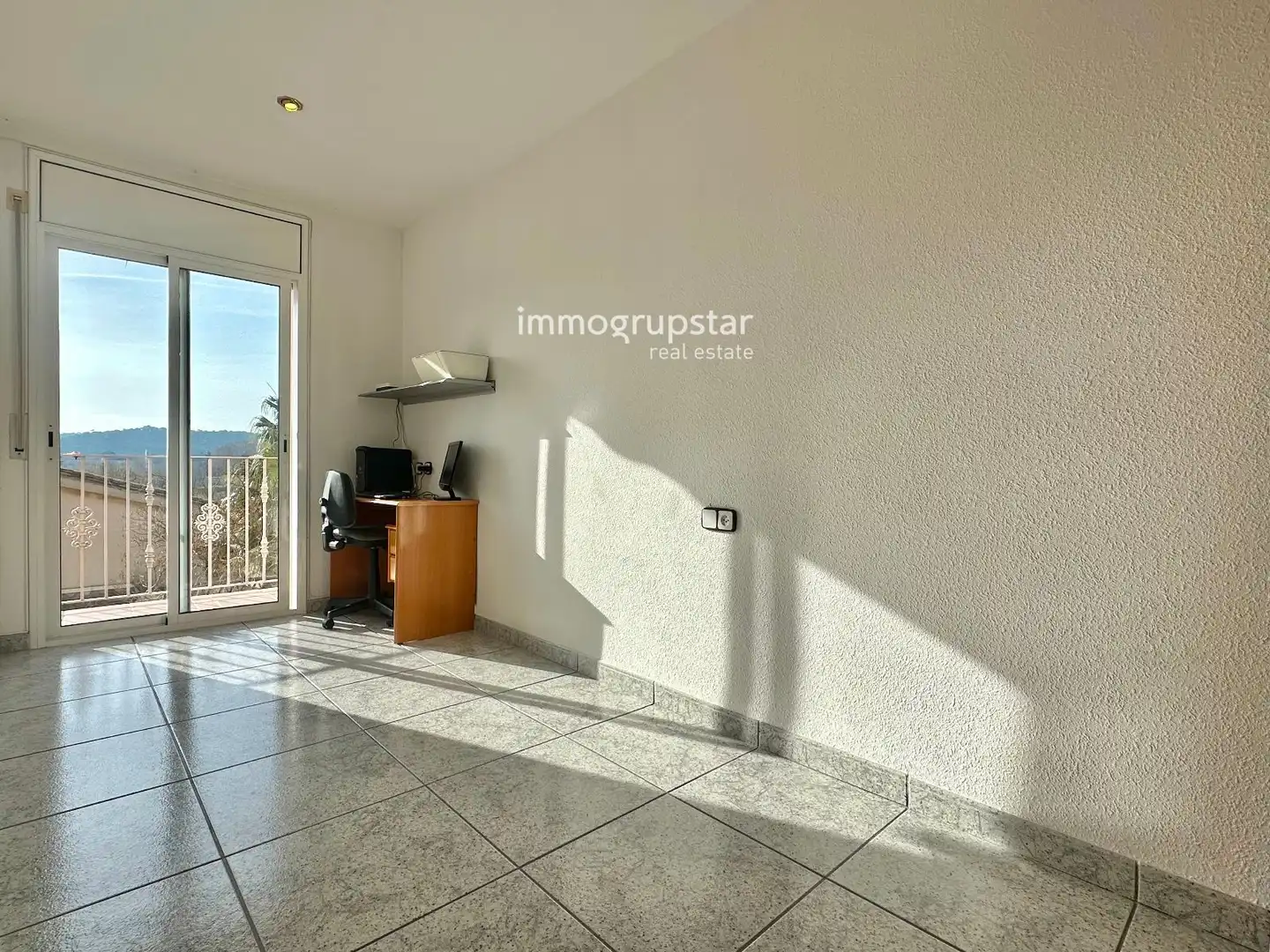 Außenansicht von Einfamilien-Reihenhaus zum Verkauf in Castell d'Aro, Platja d'Aro i s'Agaró mit Klimaanlage, Heizung und Terrasse