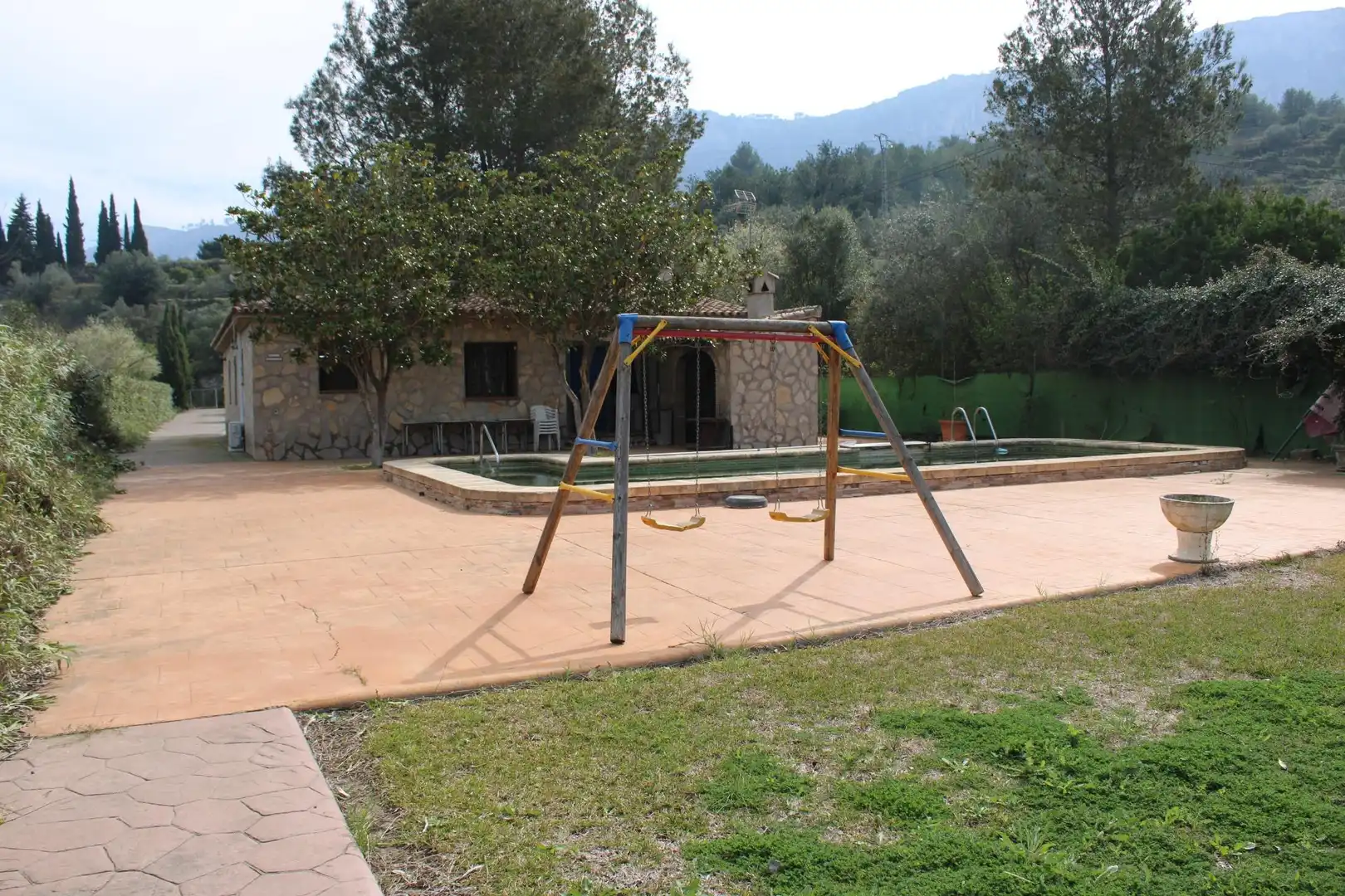 Piscina de Casa o chalet en venta en La Vall de Gallinera con Aire acondicionado, Jardín privado y Trastero