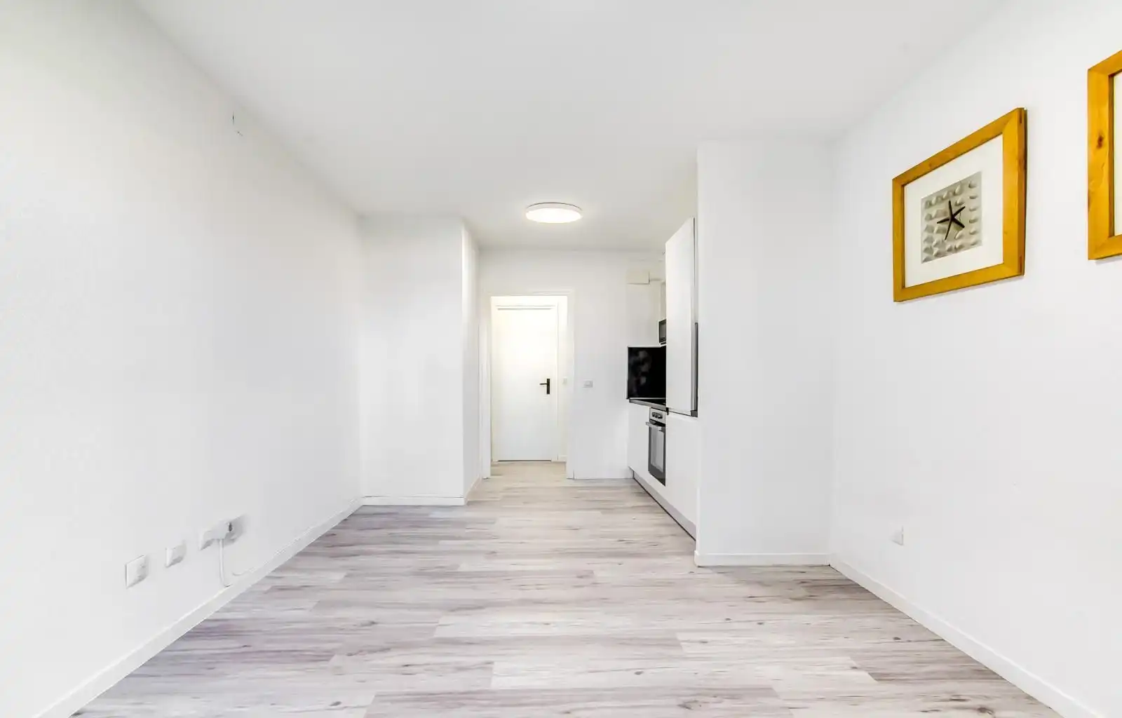 Studio for sale in Poblat Típic, imagen 5