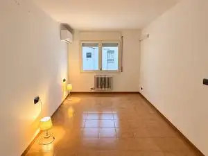 Piso en venta en Figueres, Girona