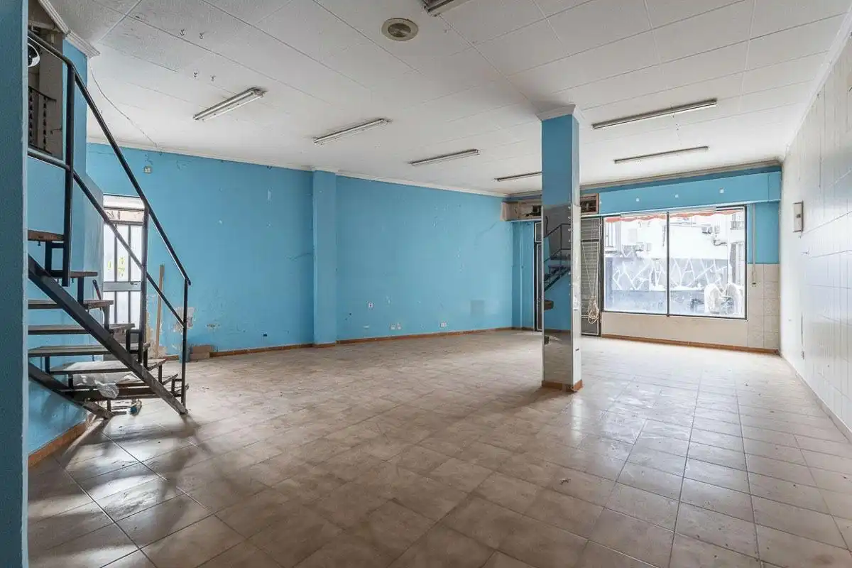 Local comercial en venda a Calle PUERTA LORCA 2, imagen 2
