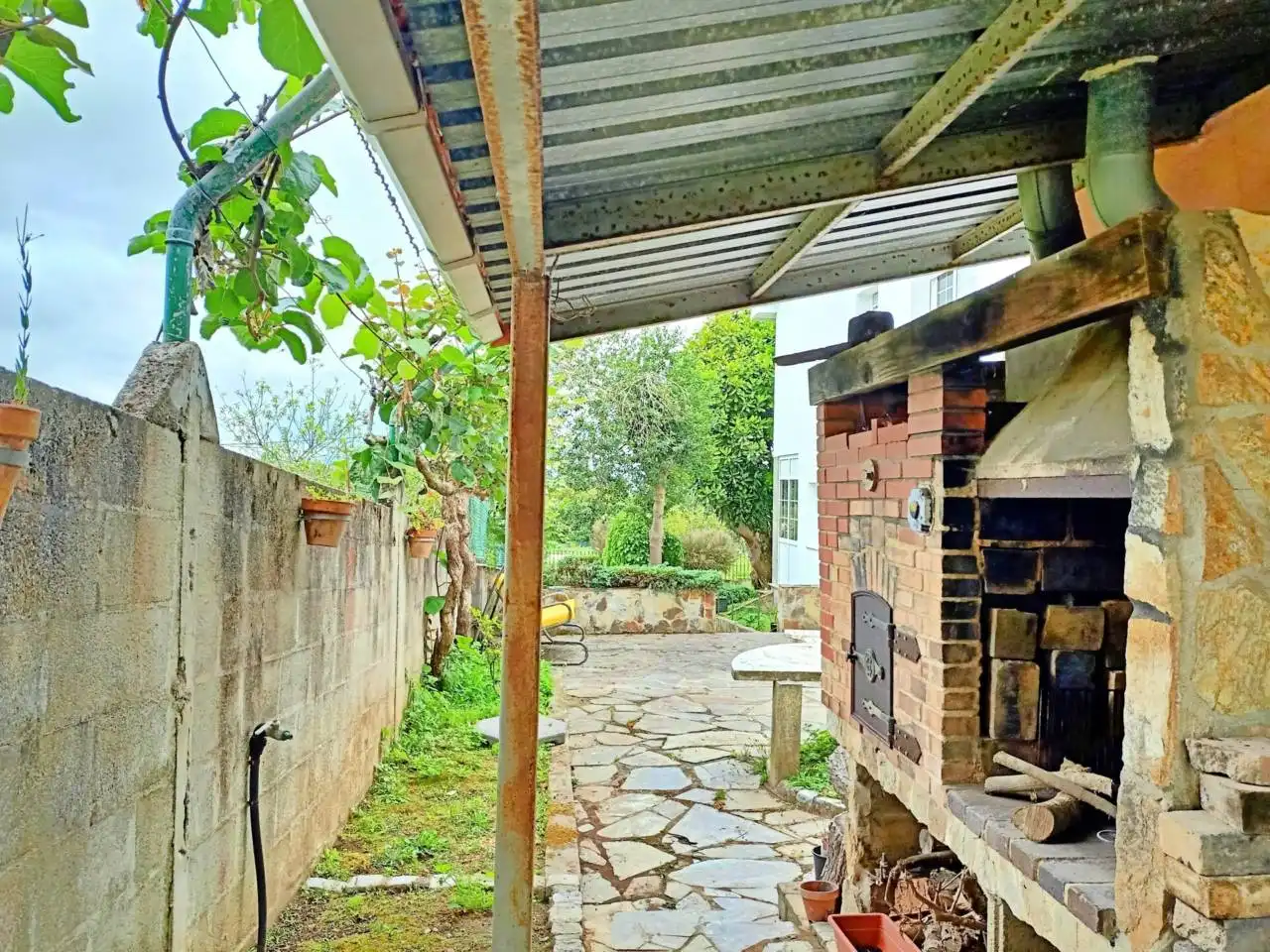 Jardín de Casa o chalet en venta en Oleiros con Calefacción