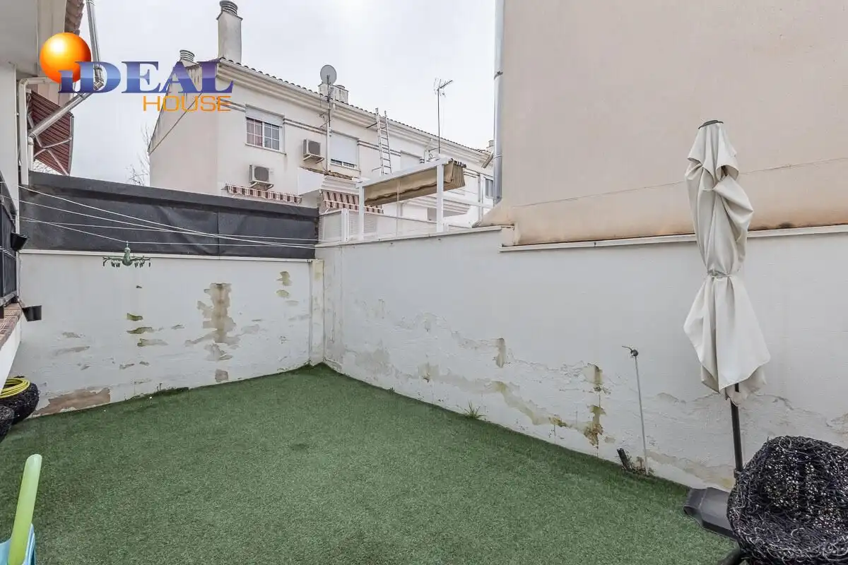 Adossat amb terrassa en venda a Belicena, imagen 10