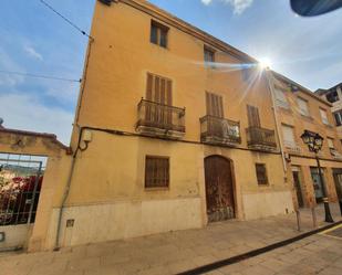 Vista exterior de Finca rústica en venda en Vallmoll amb Terrassa