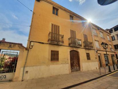 Vista exterior de Finca rústica en venda en Vallmoll amb Jardí privat i Terrassa