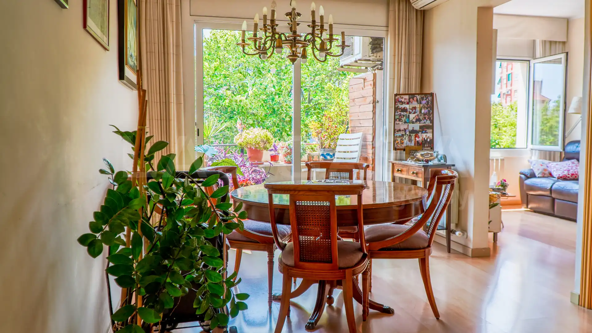 Dining room of Flat for sale in L'Hospitalet de Llobregat  with Heating and Balcony