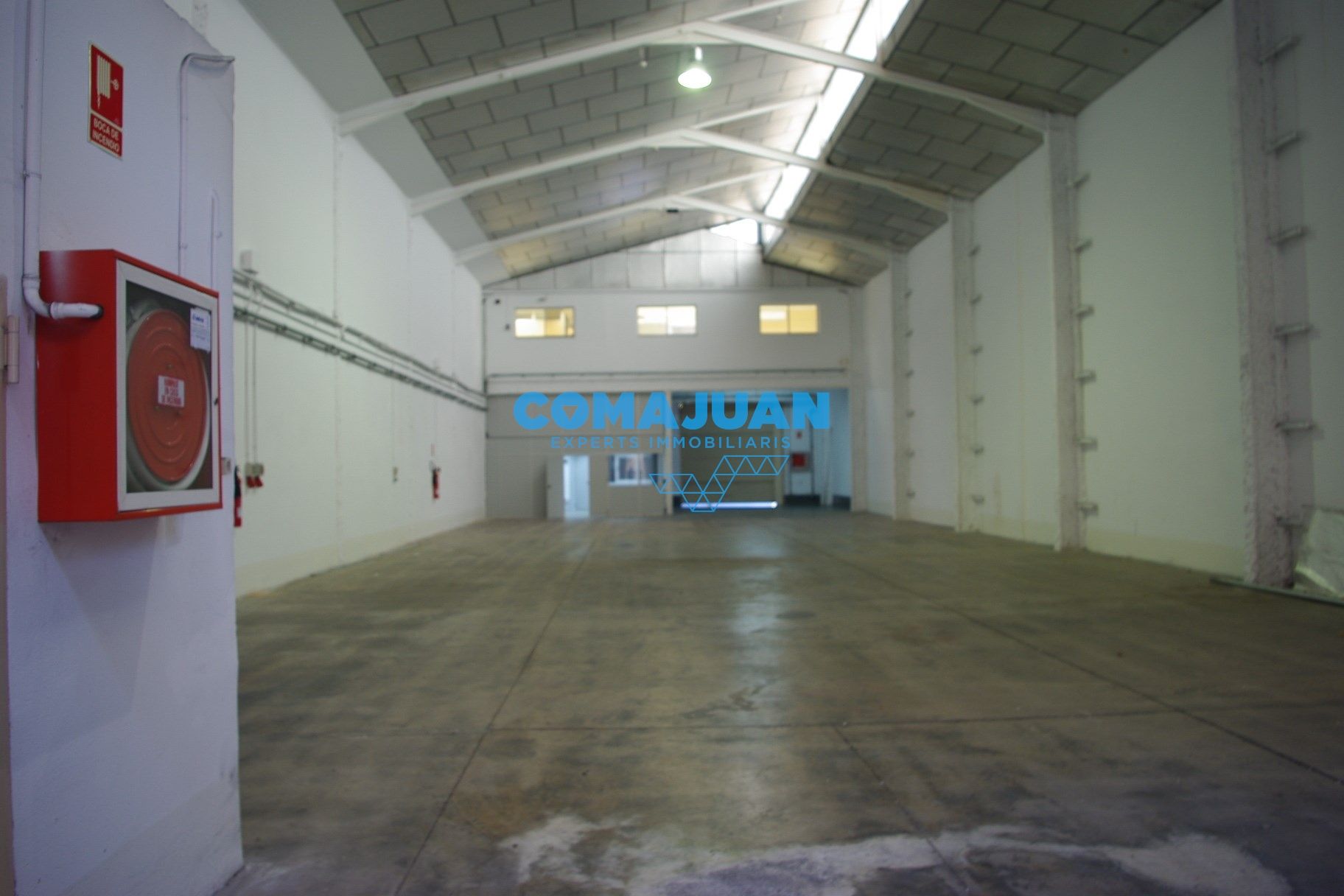 Industrial buildings to rent in Badalona