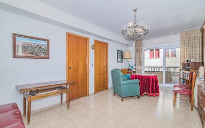 Flat for sale in  Granada Capital  with Balcony