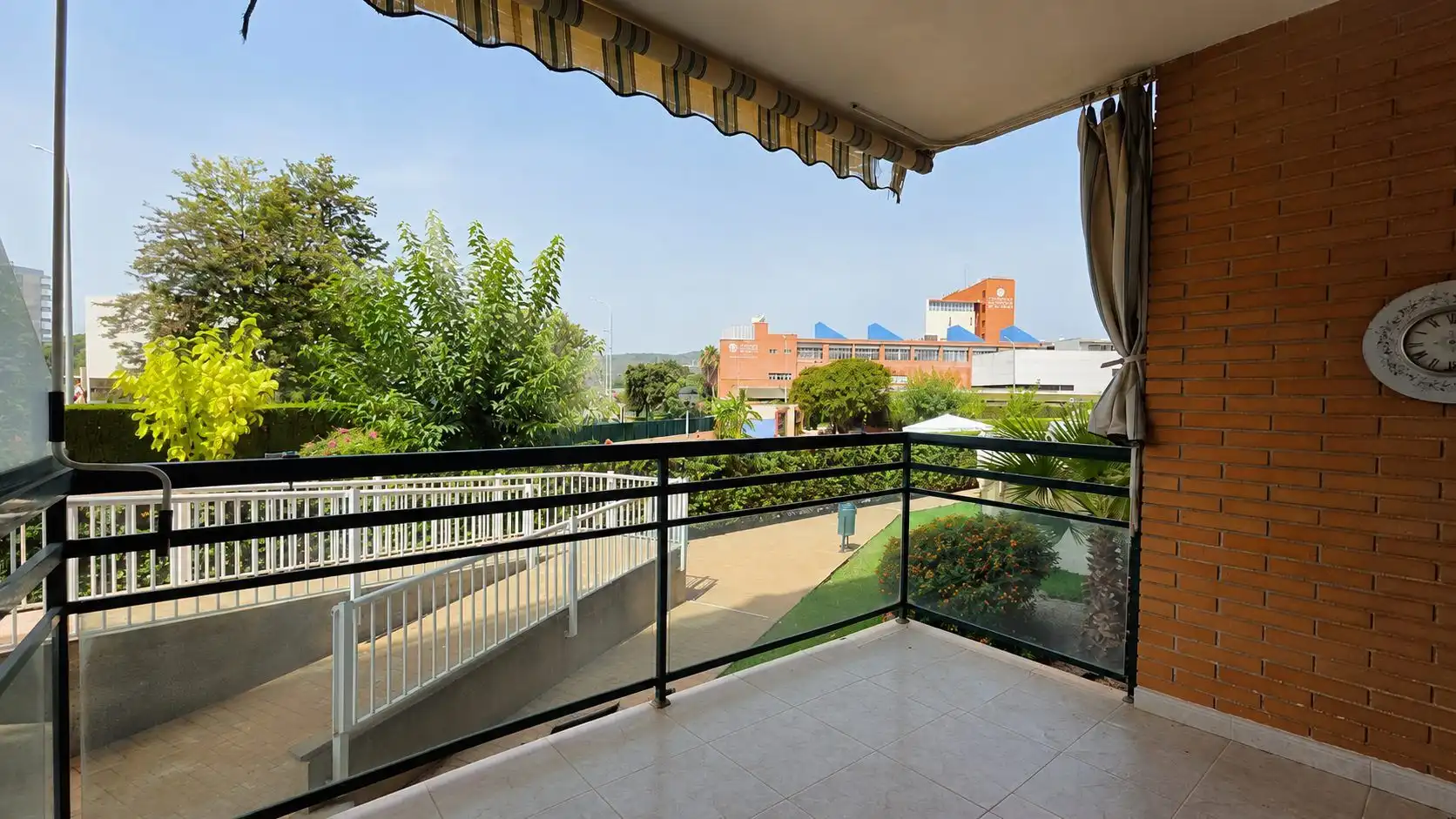 Terraza de Piso en venta en Gandia con Terraza, Trastero y Piscina comunitaria