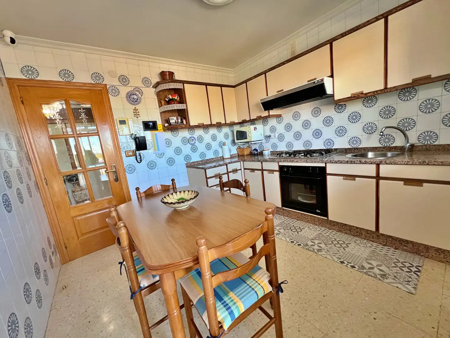 Cocina de Piso en venta en Lugo con Calefacción, Jardín privado y Parquet