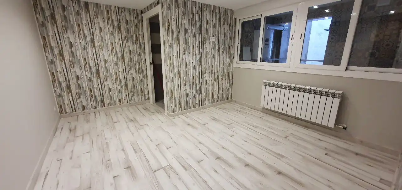 Estudio en venta en  Logroño con Calefacción, Horno y Lavadora