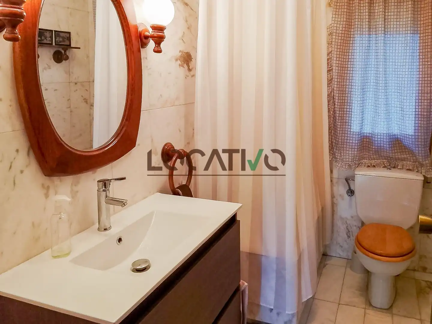 Baño de Casa o chalet en venta en El Hoyo de Pinares  con Calefacción, Jardín privado y Terraza