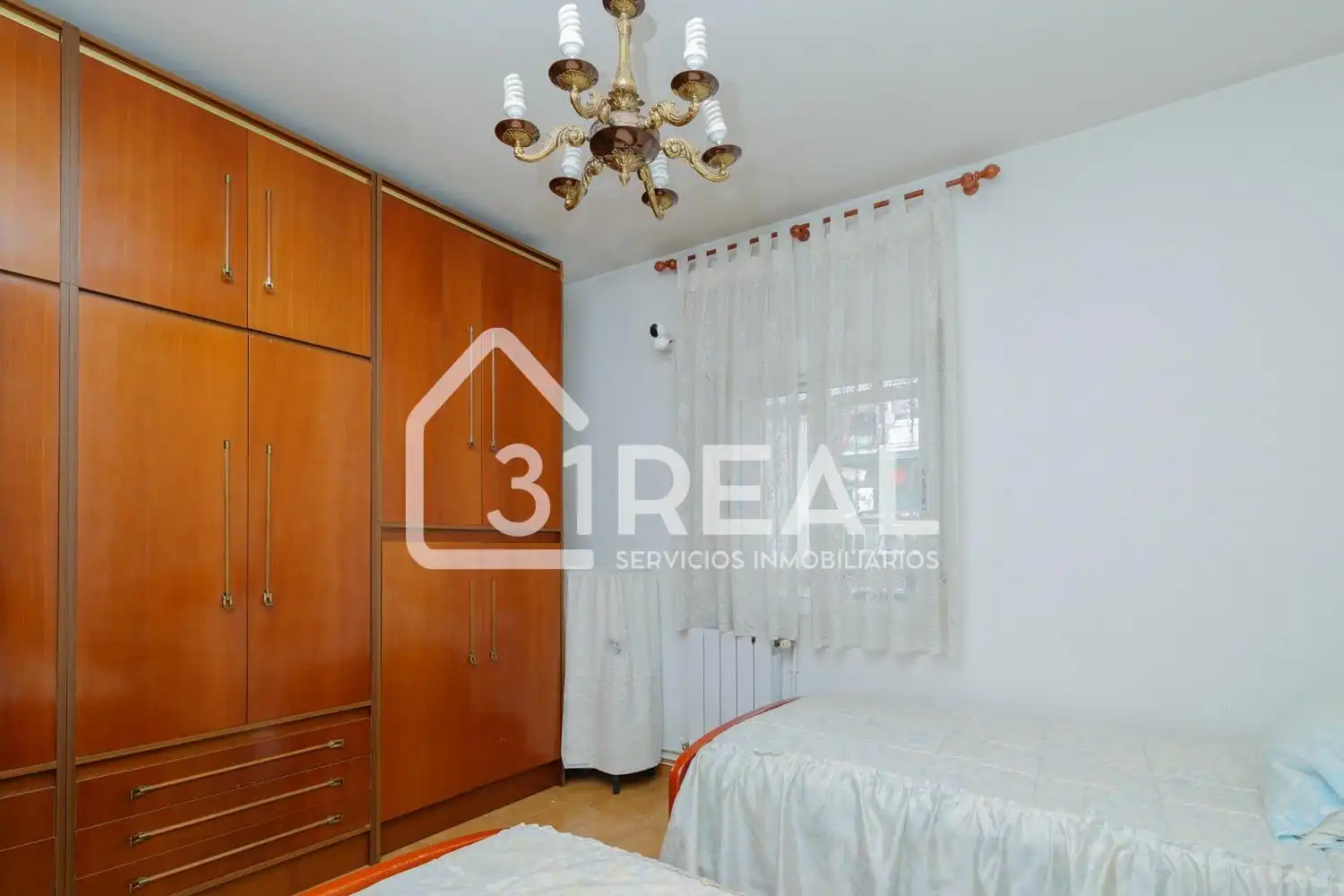 Habitación de Piso en venta en Madrid con Calefacción y Terraza