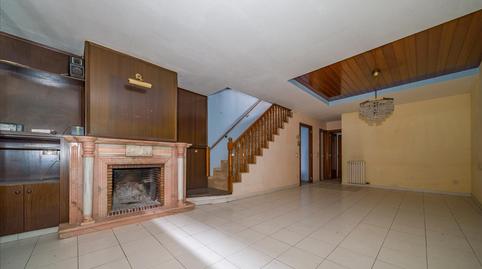 Foto 3 de Casa adosada en venda a Manuel Malagrida, Olot, Girona