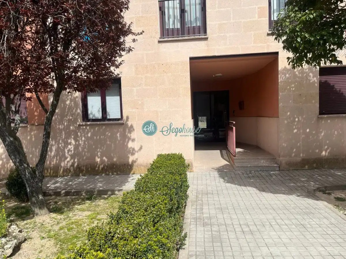 Piso en venta en Palazuelos de Eresma, imagen 4