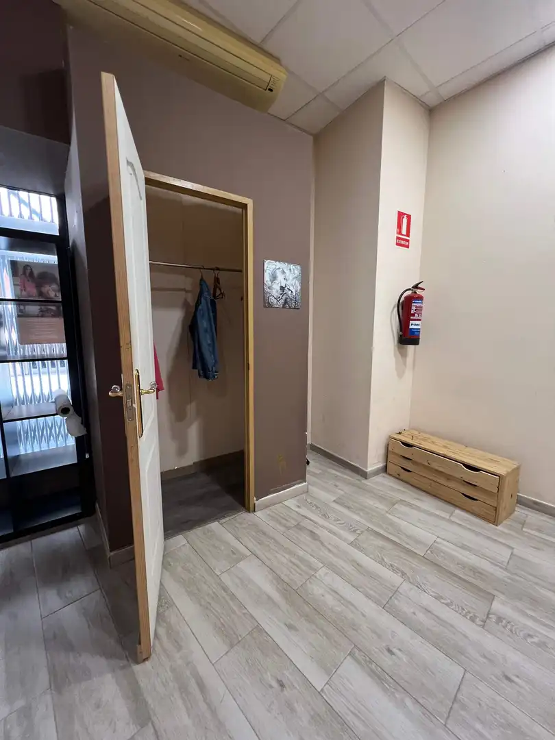 Business premises for sale in Carrer Carrer Fossar Vell, imagen 10