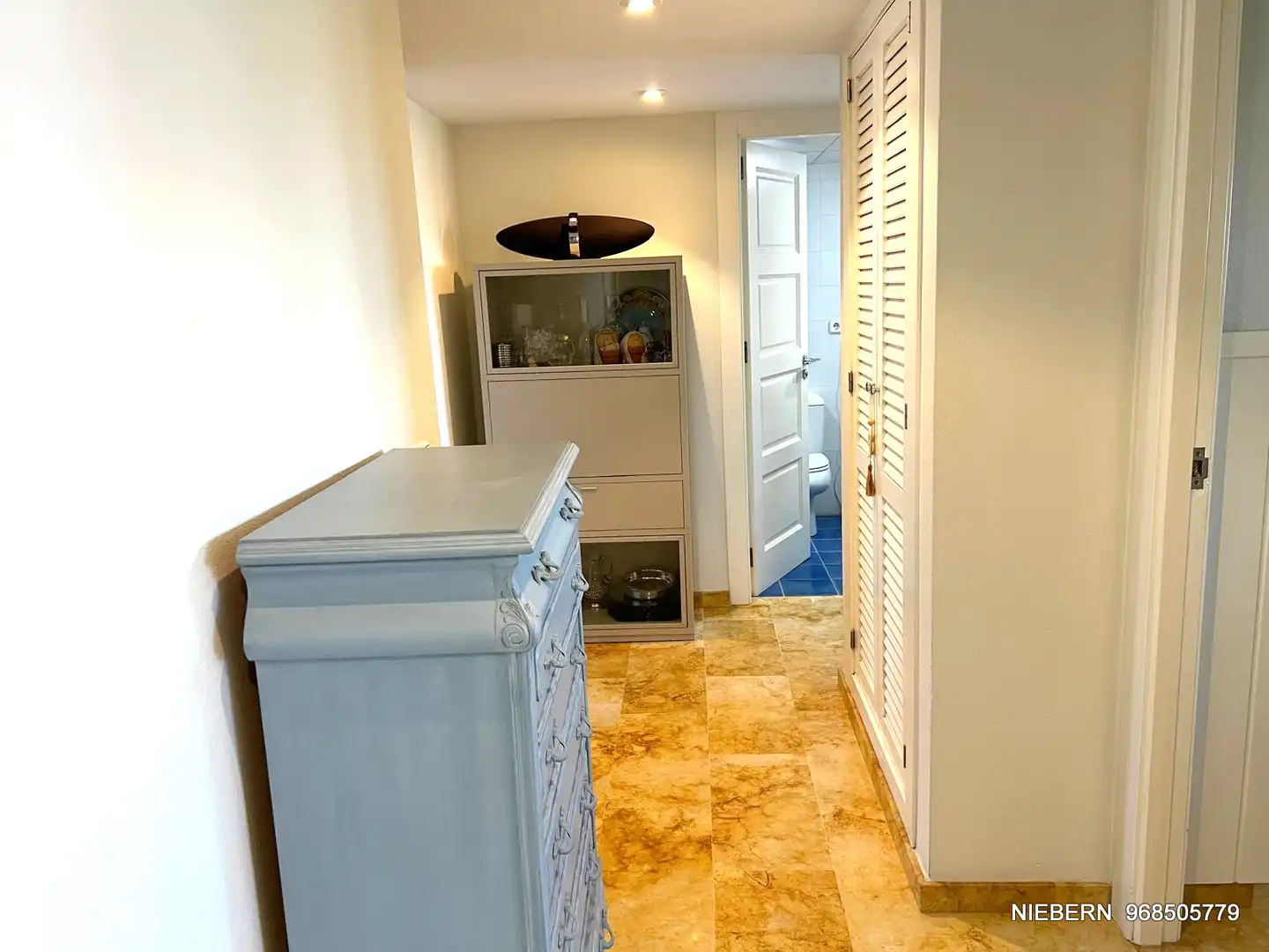 Wohnung zur Miete in Avenida Reina Victoria Eugenia, Alameda
