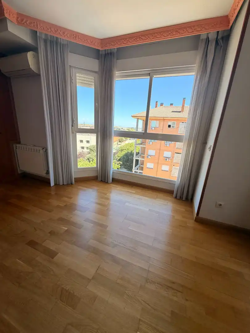 Habitación de Piso en venta en Valdemoro con Aire acondicionado, Calefacción y Trastero