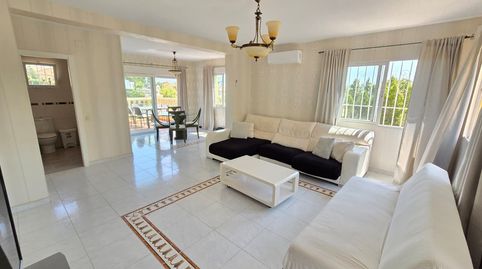 INMEJORABLE CASA EN VENTA DE 4 HABITACIONES EN LA NUCIA, imatge 2