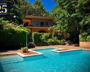 Swimming pool of Country house for sale in Castellar del Vallès  with Terrace, Swimming Pool and Balcony