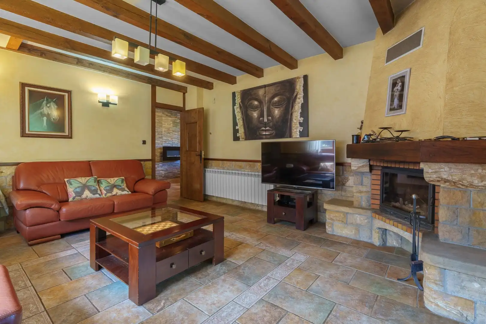Sala de estar de Casa o chalet en venta en Elduain con Calefacción, Trastero y Amueblado