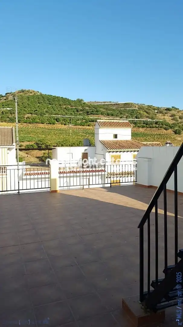 Haus zum Verkauf in Algarrobo pueblo