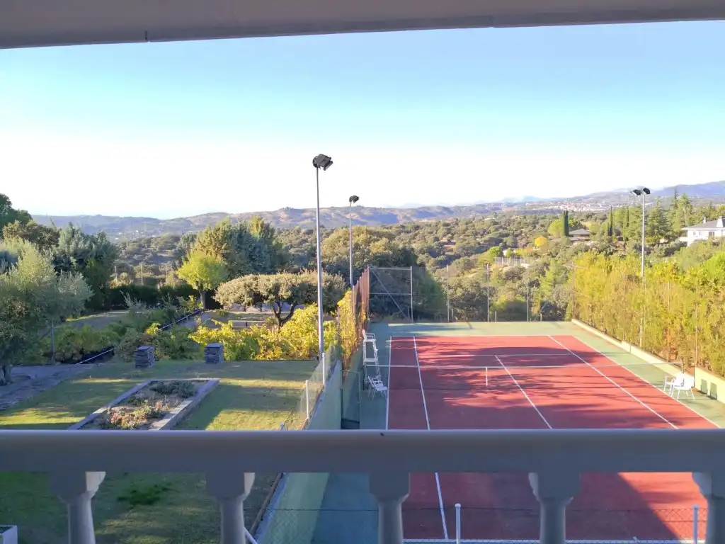 Terrassa de Casa o xalet en venda en Las Rozas de Madrid