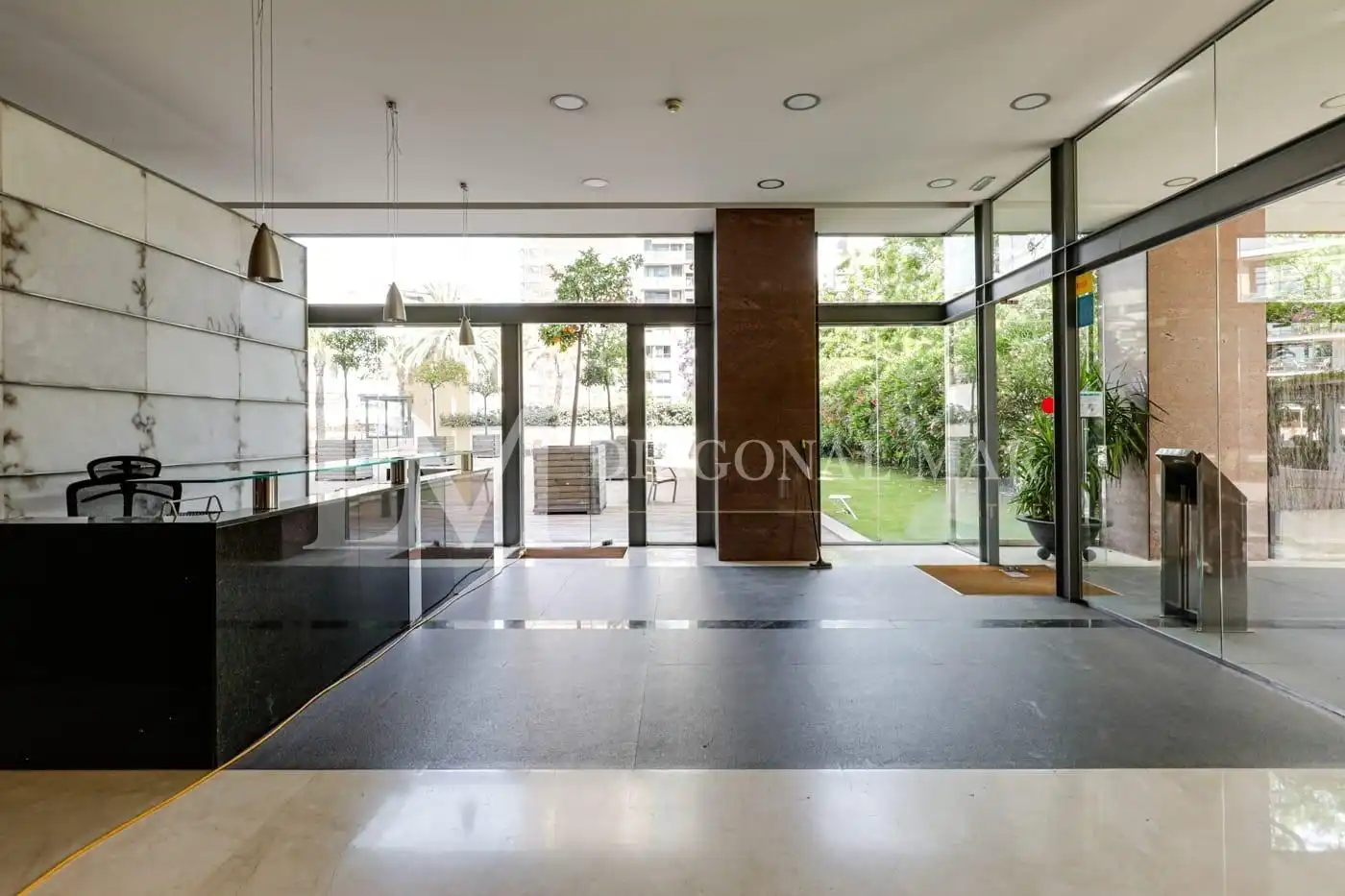 Piso en venta en Barcelona con Aire acondicionado, Calefacción y Terraza