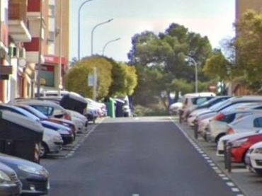 Pis amb balcó en venda a Avenida LEGION ESPAÑOLA