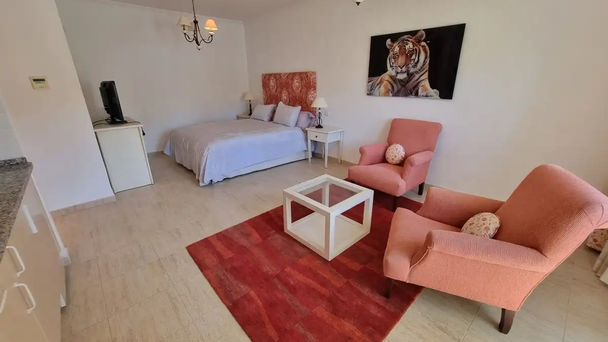 Dormitori de Casa o xalet de lloguer en Benahavís amb Aire condicionat, Jardí privat i Terrassa