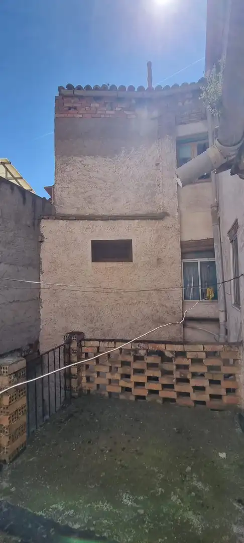 Vista exterior de Casa o xalet en venda en Épila amb Calefacció i Terrassa