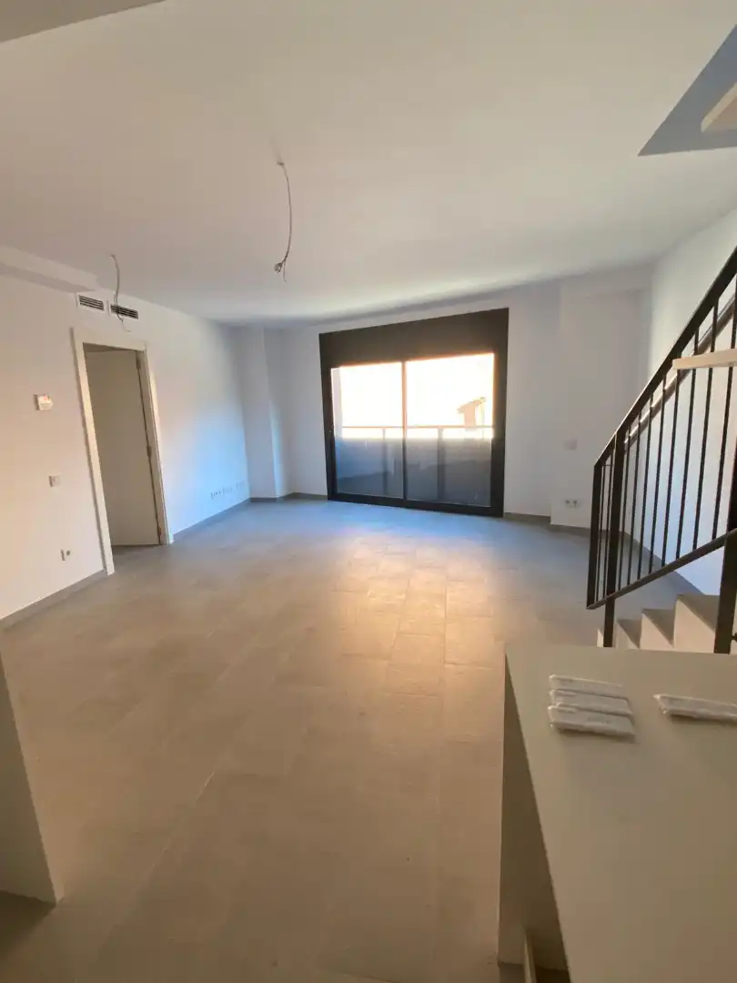 Sala de estar de Dúplex en venta en La Llagosta con Aire acondicionado, Calefacción y Terraza