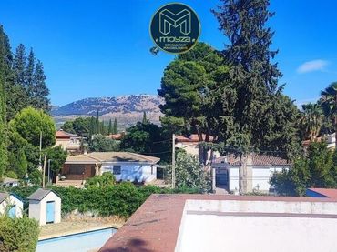 Villa avec balcon à vendre à La Guardia de Jaén