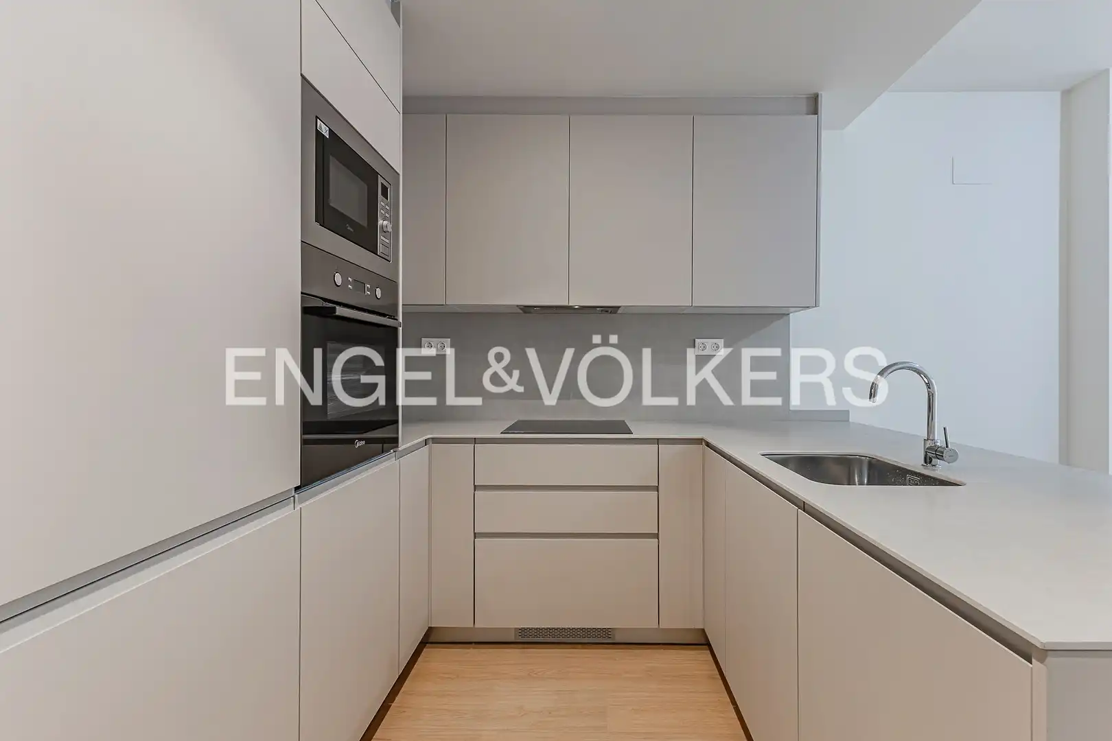 Cocina de Piso en venta en Barcelona con Aire acondicionado, Calefacción y Parquet
