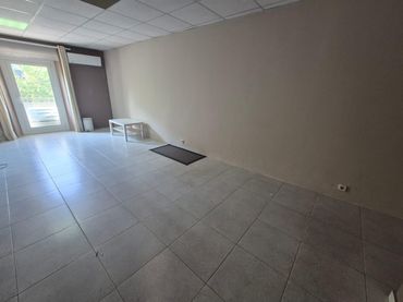 Ufficio in affitto a Centre Vila
