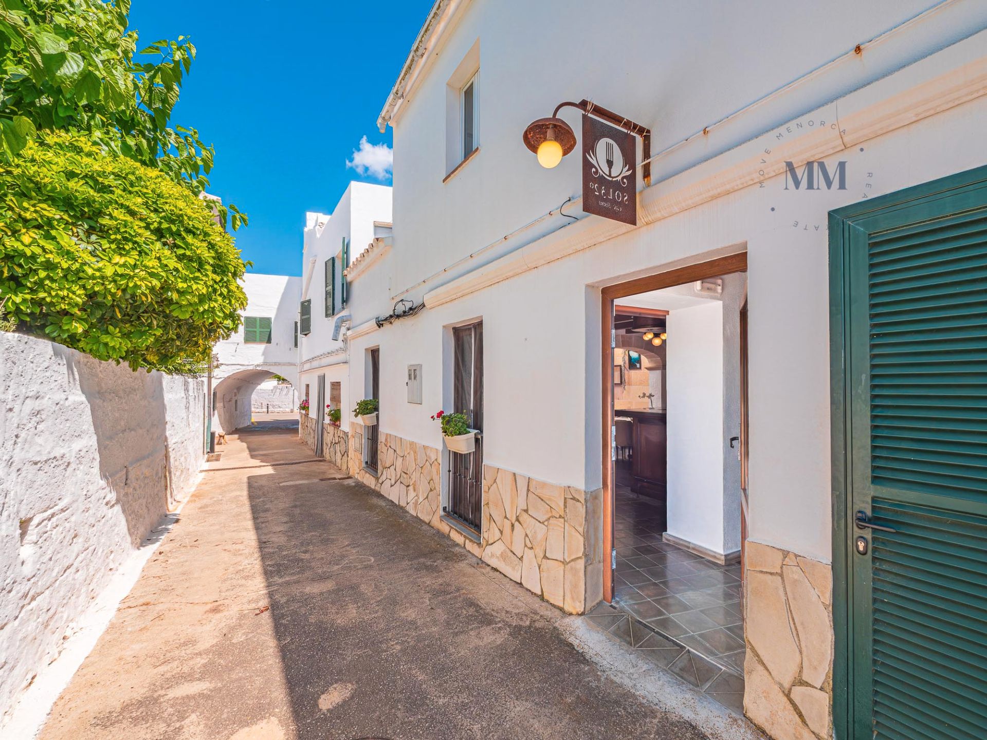 Vista exterior de Casa o xalet en venda en Es Mercadal amb Aire condicionat