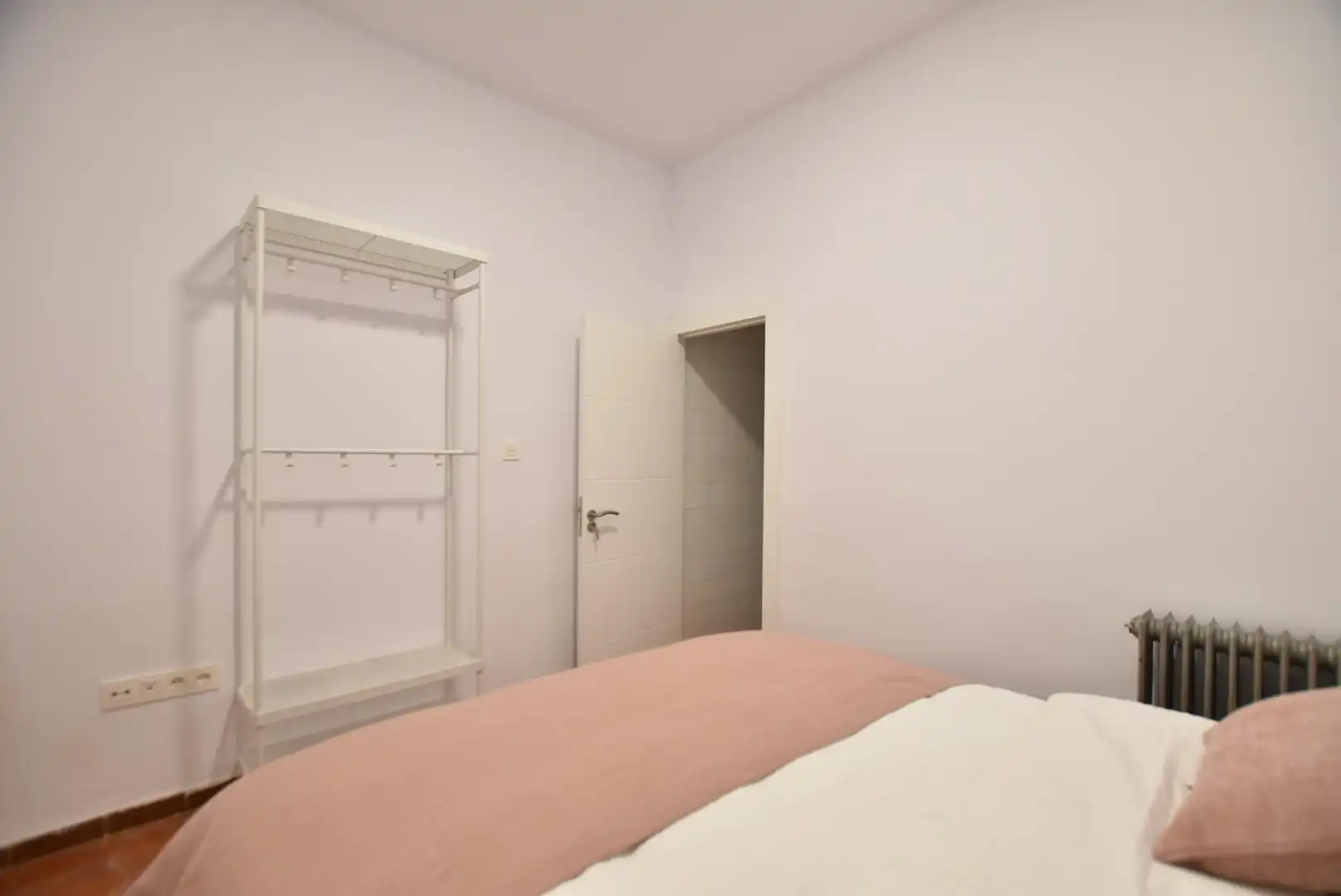 Dormitori de Casa o xalet de lloguer en Granada amb Aire condicionat, Terrassa i Piscina