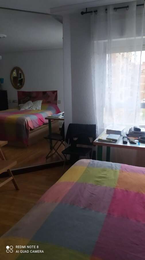 Dormitori de Pis en venda en Salamanca Capital amb Calefacció, Terrassa i Moblat