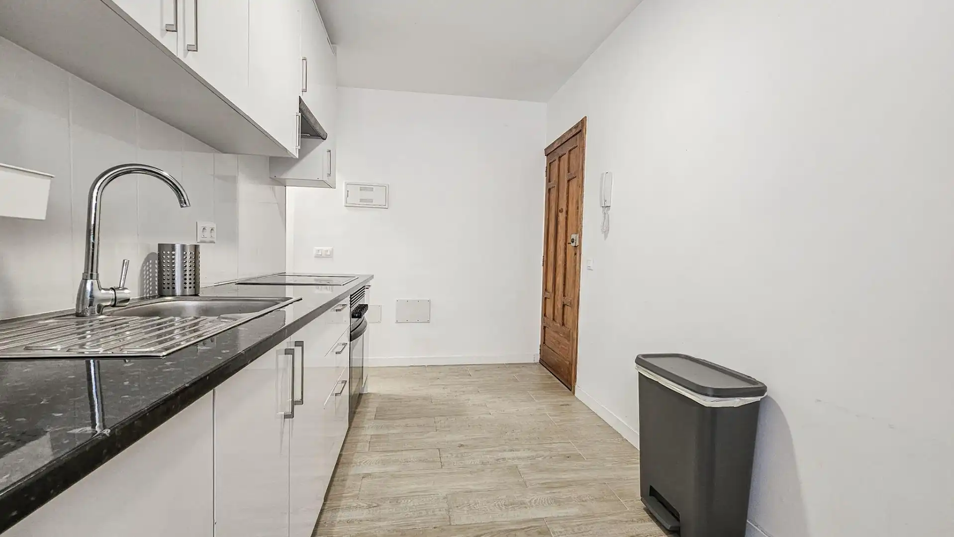 Cocina de Piso para compartir en San Cristóbal de la Laguna con Parquet, Amueblado y Horno