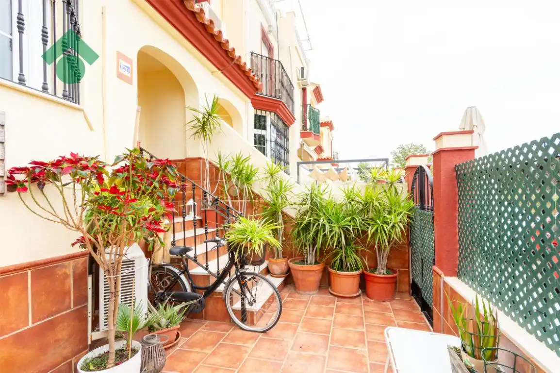 Terrassa de Casa adosada en venda en Vélez-Málaga amb Aire condicionat, Terrassa i Piscina comunitària