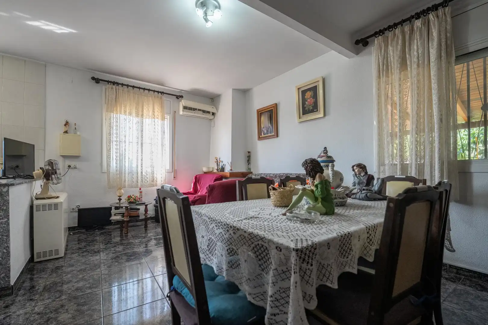 Comedor de Finca rústica en venta en Riudoms con Calefacción y Jardín privado