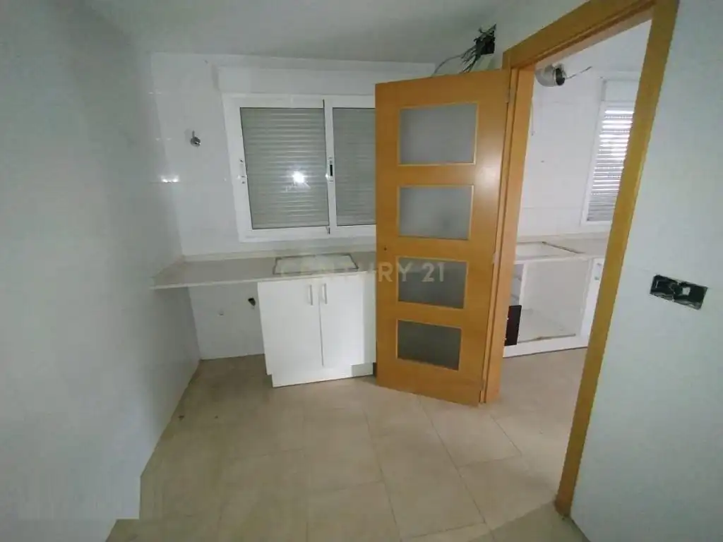 Cocina de Casa o chalet en venta en Chiva con Jardín privado, Trastero y Balcón