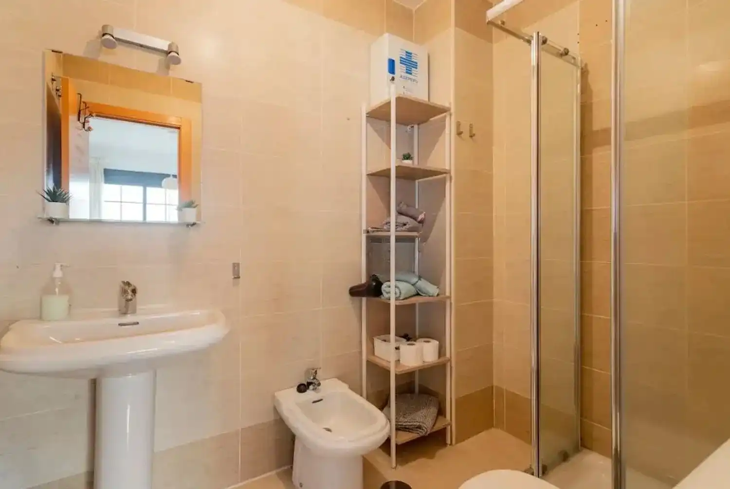 Bathroom of Flat for sale in El Campello  with Air Conditioner, Heating and Private garden