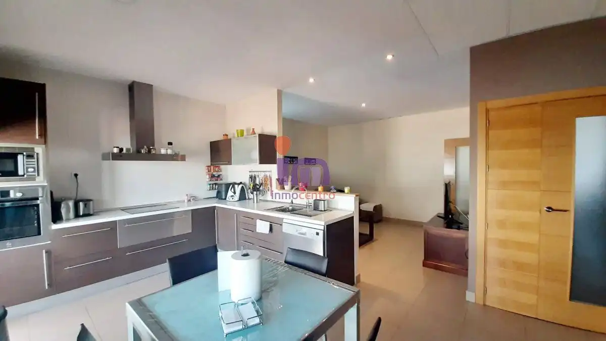 Cocina de Casa o chalet en venta en Valdepeñas con Aire acondicionado, Calefacción y Jardín privado