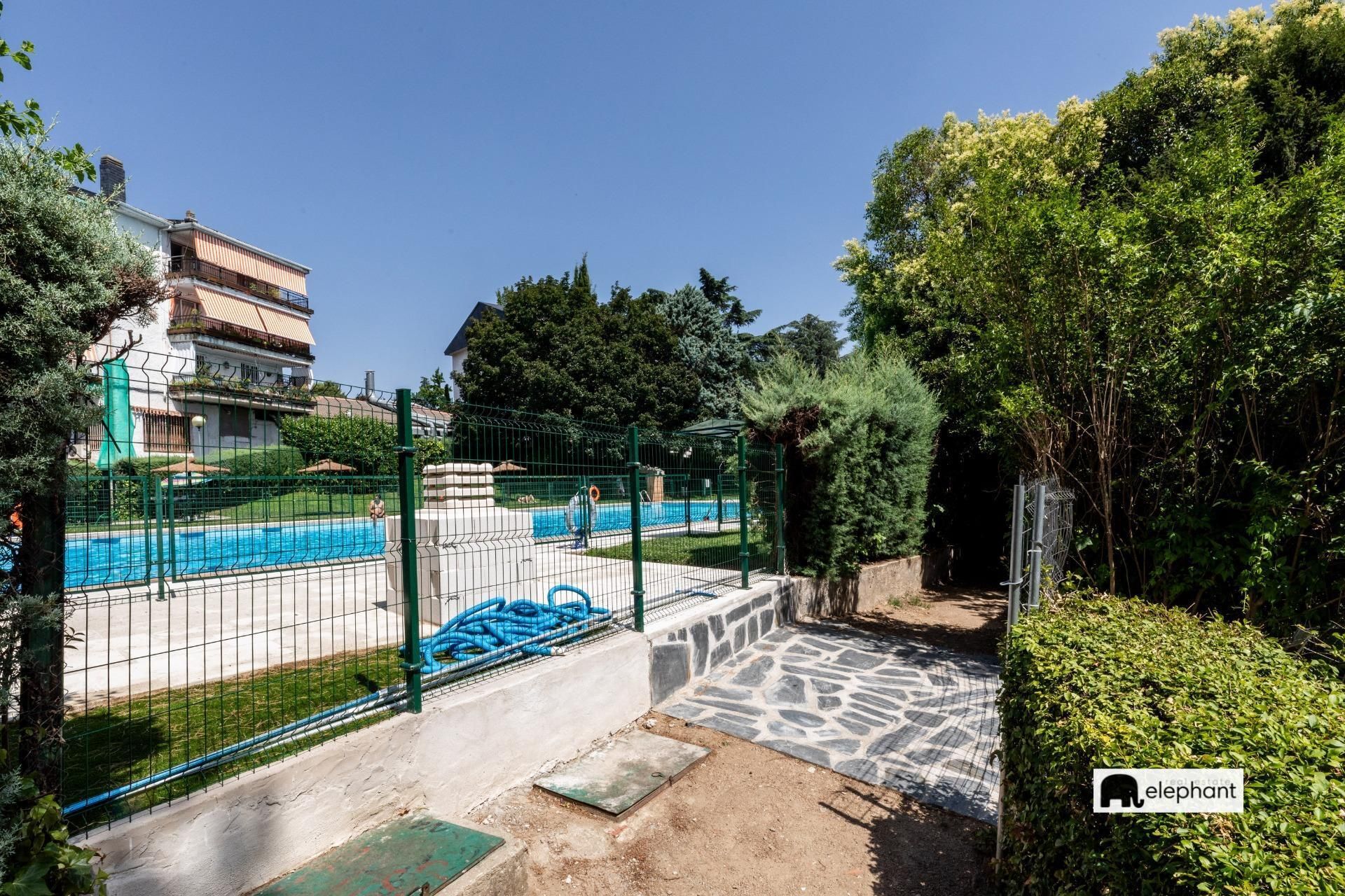 Swimming pool of Flat for sale in Collado Villalba  with Heating, Private garden and Terrace