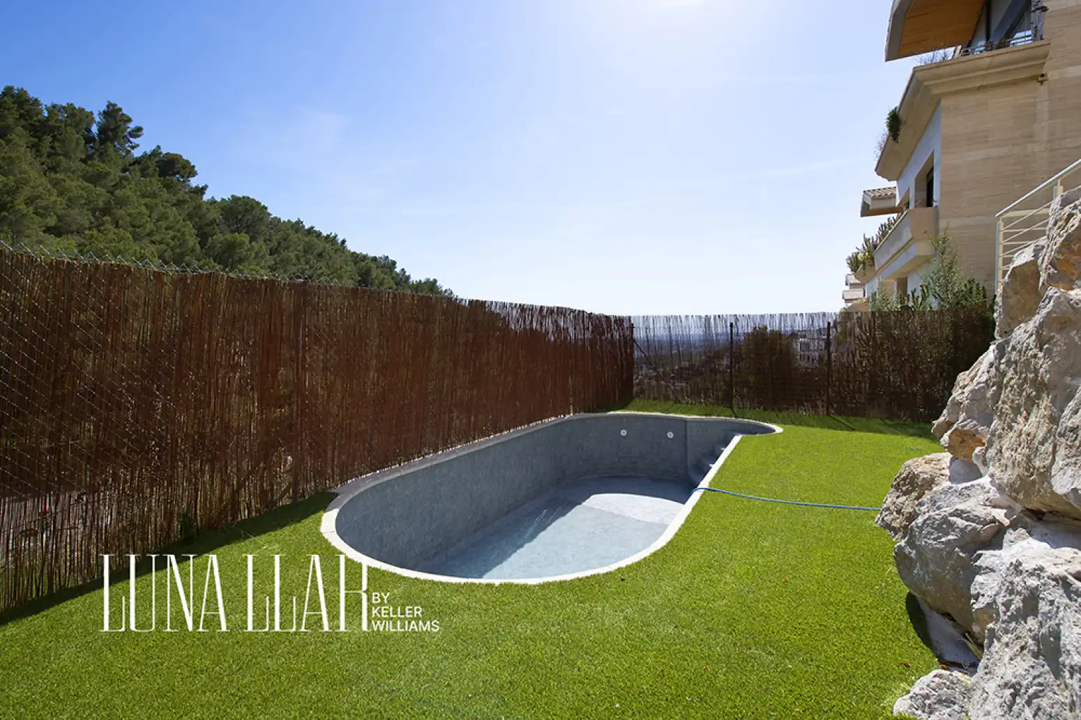 Swimming pool of Houses for sale in Sitges  with Private garden and Balcony