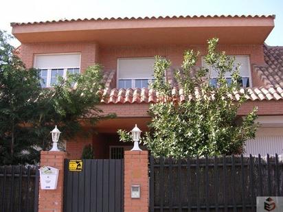 Exterior view of Single-family semi-detached to rent in Torrelodones  with Heating, Private garden and Parquet flooring